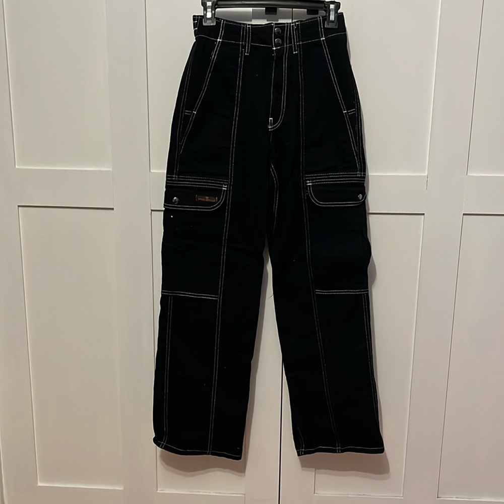 Adorable black wide leg cargo jeans.  BDG by Urban Outfitters